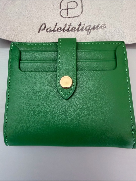 Handbags - Palettetique Green Leather Card Wallet